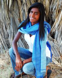 http://www.kvspasal.com/collections/cashmere/fine-basket-weave-stole